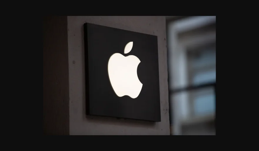 Apple Faces Lawsuit Over Delayed Apple Intelligence Features