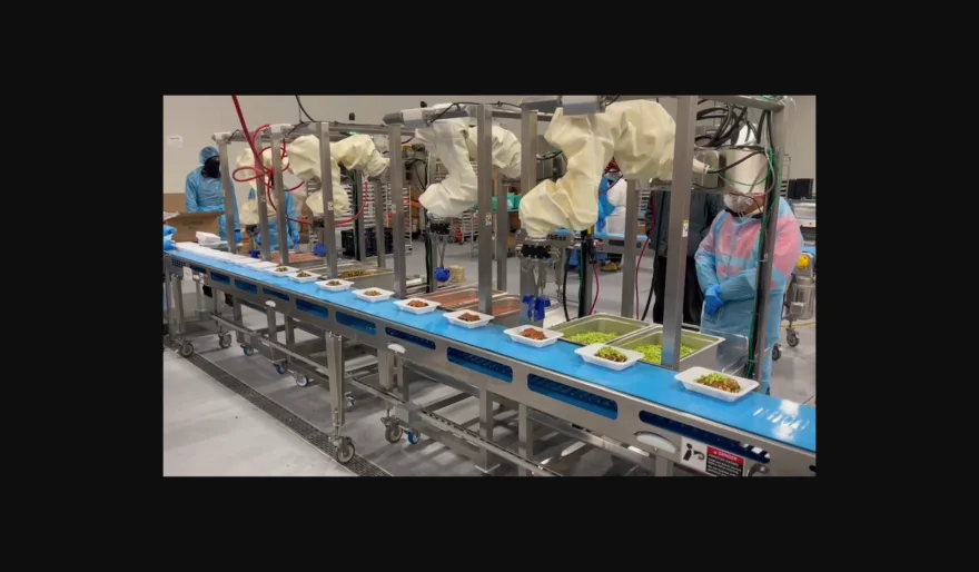 Chef Robotics Survived the Food Tech Graveyard by Saying “No” to Millions